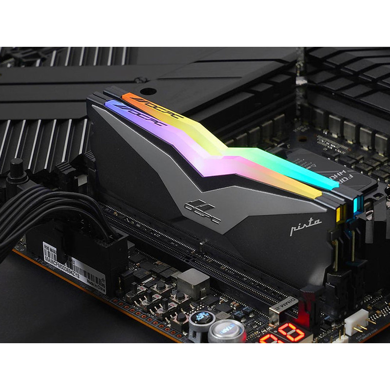 Barette Mémoire OCPC Pista 32Go DDR5 6000Mhz RGB U-DIMM En Tunisie